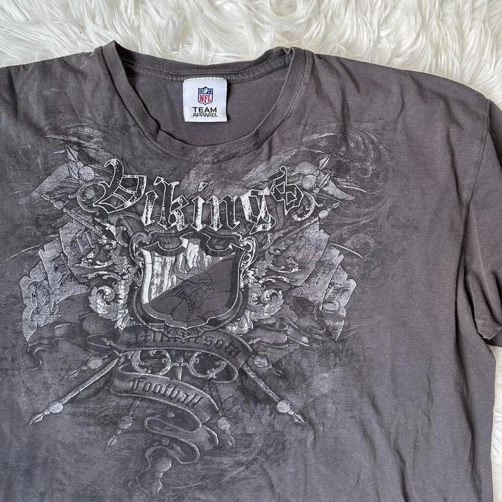 Vintage y2k Minnesota Vikings Gray Grunge T-Shirt